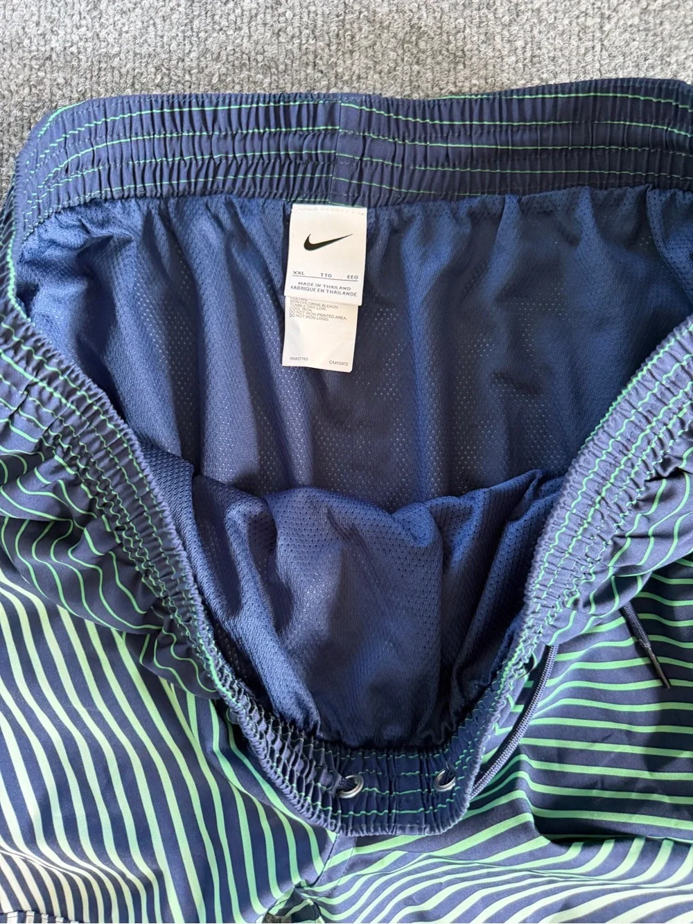 Men's Blue Striped Swim Trunks XXL NEW with Tags Beach Nautical Summer